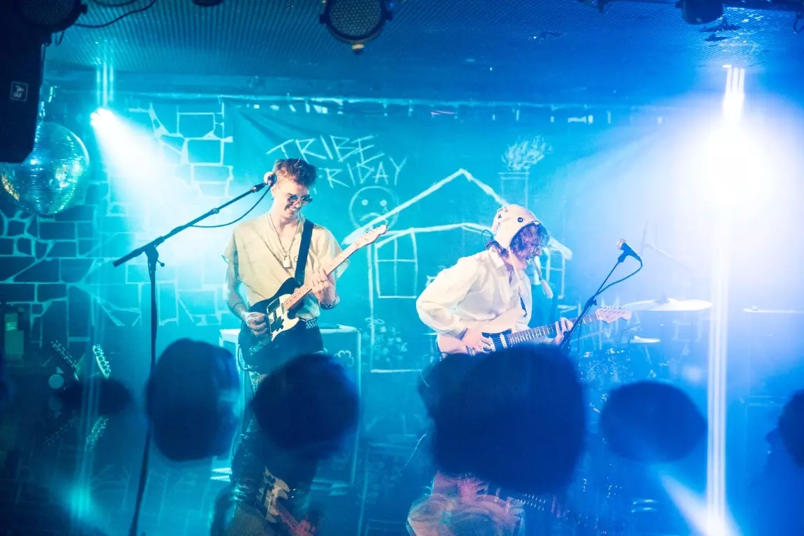 Konzertbilder von Tribe Friday am 20.04.2024