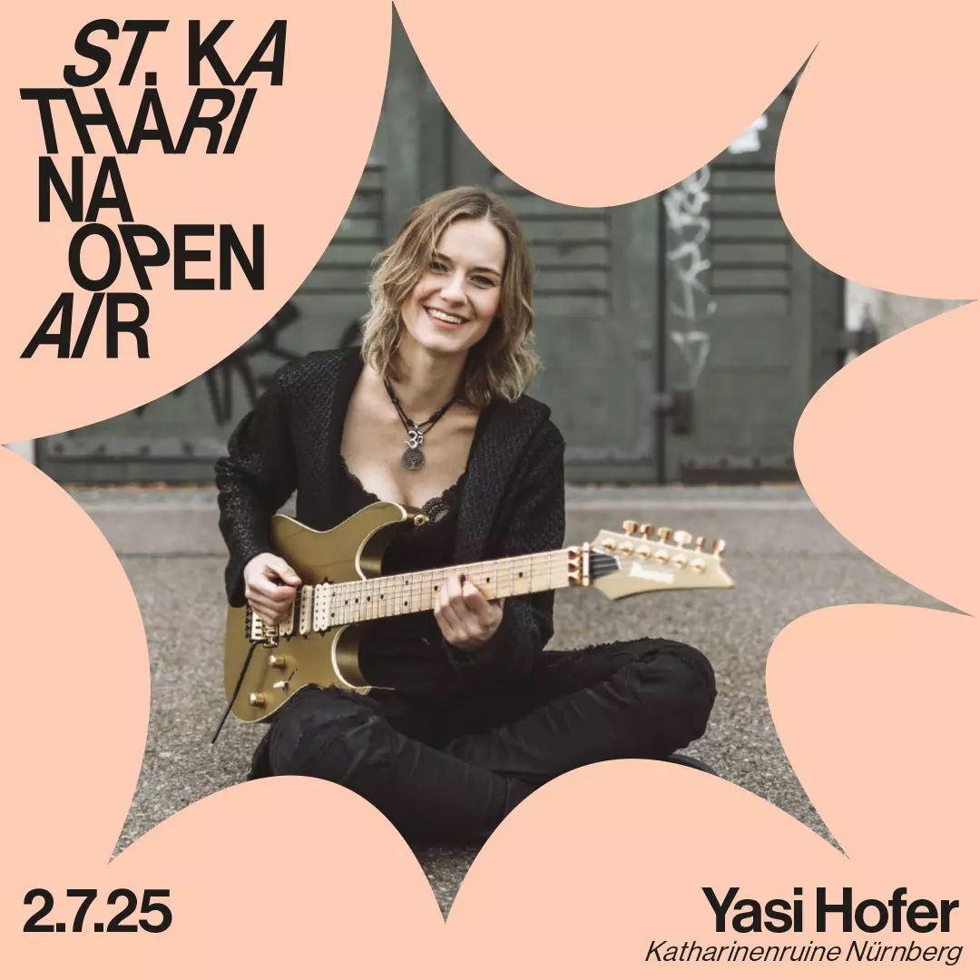 Yasi Hofer