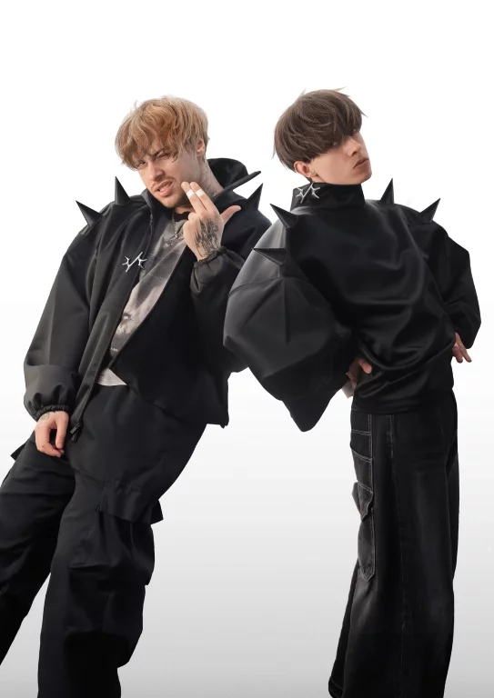 Yungmon Lyran(credits Yungmon & Lyran Dasz)